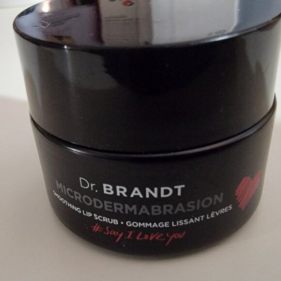 Dr. Brandt Microdermabrasion Smoothing Lip Scrub 10ML - Picture 6 of 7